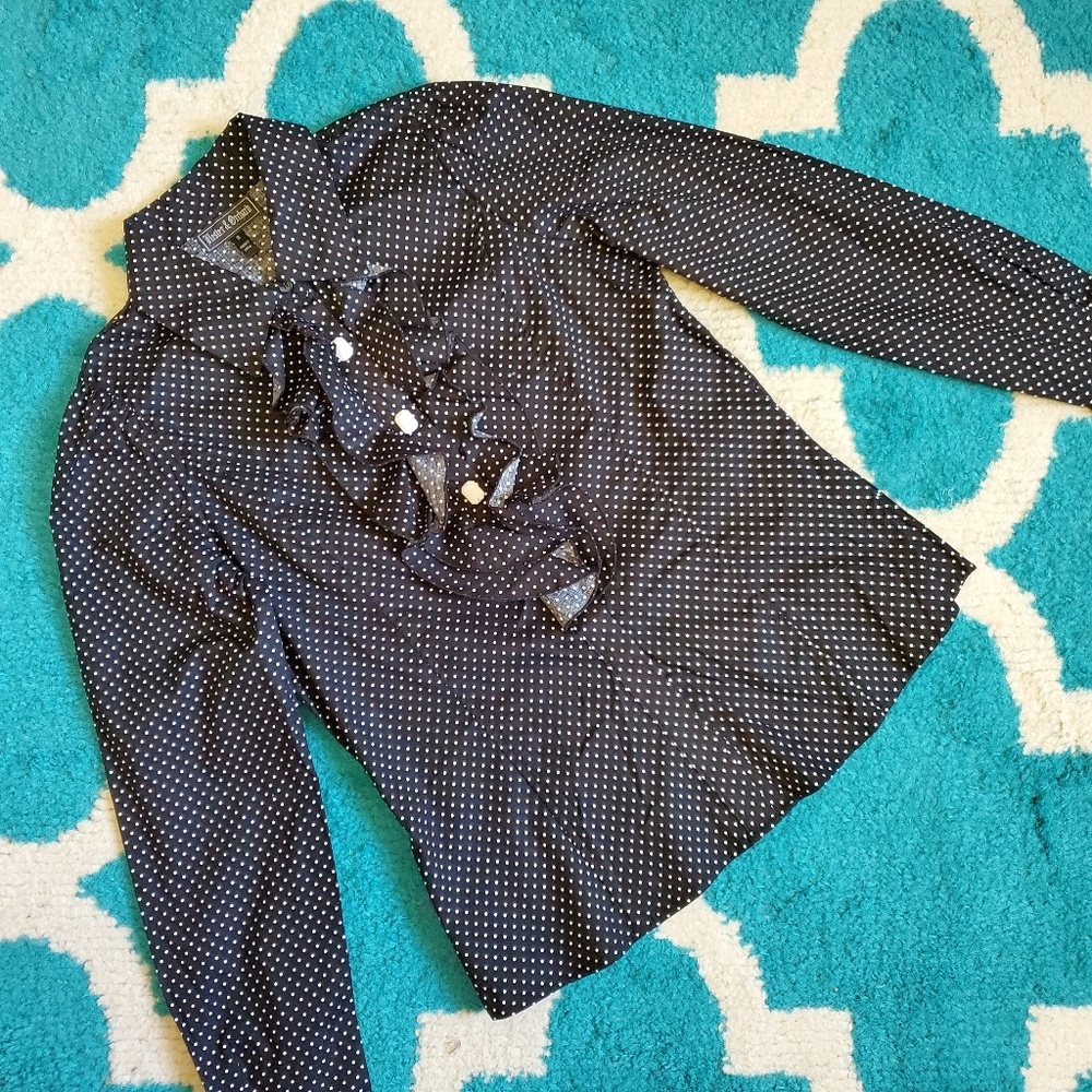 Hester & Orchard Button Down Size Small - image 1